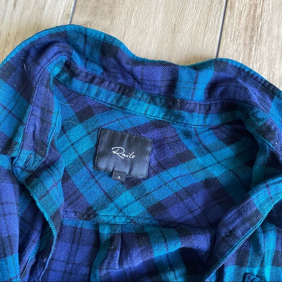 Rails plaid button down top size small - Picture 4 of 5